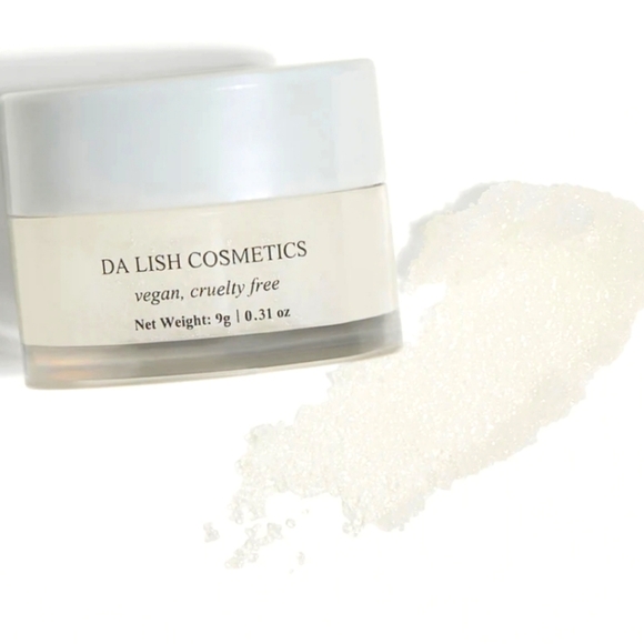 Dalish lip Scrub for beautiful lips👄 - Picture 1 of 2